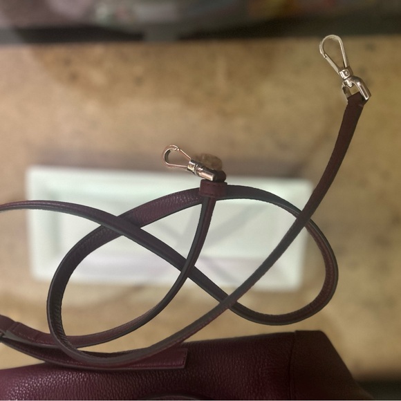 Kate Spade Maroon Handbag, clutch or crossbody with adjustable strap. - Picture 5 of 7